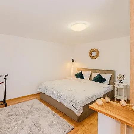 Sun X Mountains - Strada Sforii Appartement