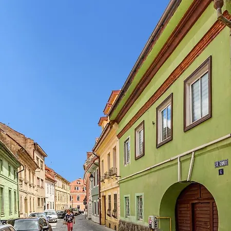 Sun X Mountains - Strada Sforii Appartement Braşov